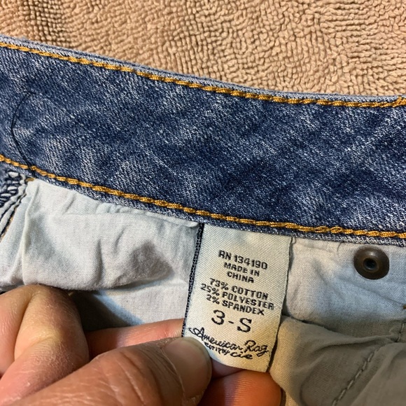 American Rag jeans - Picture 3 of 5